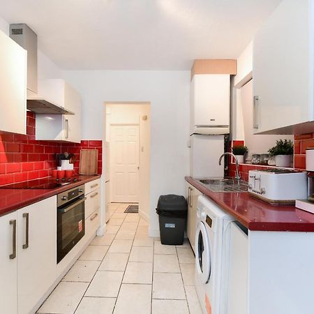 Beautiful Accommodation Near Reading City Centre エクステリア 写真