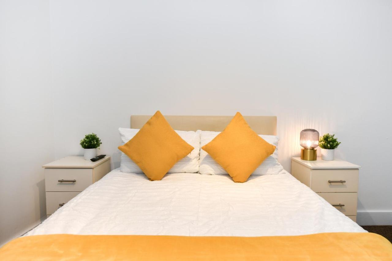 Beautiful Accommodation Near Reading City Centre エクステリア 写真