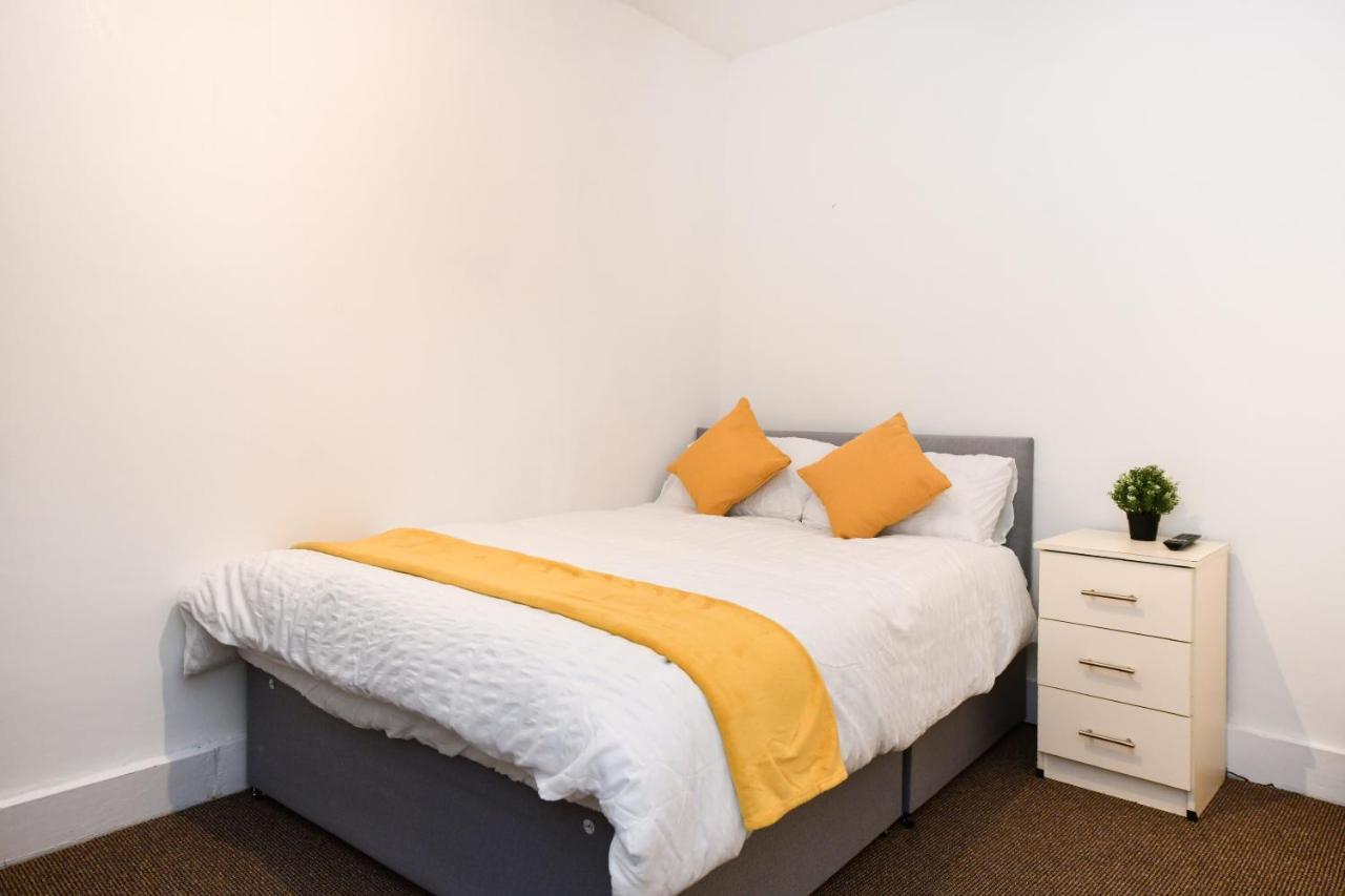 Beautiful Accommodation Near Reading City Centre エクステリア 写真