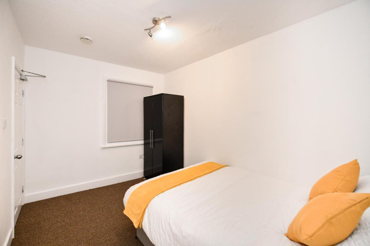 Beautiful Accommodation Near Reading City Centre エクステリア 写真